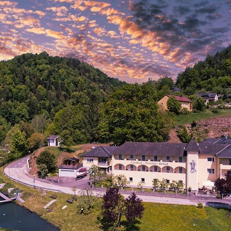 Gasthof - Landhotel Ernst Untermuhl المظهر الخارجي الصورة