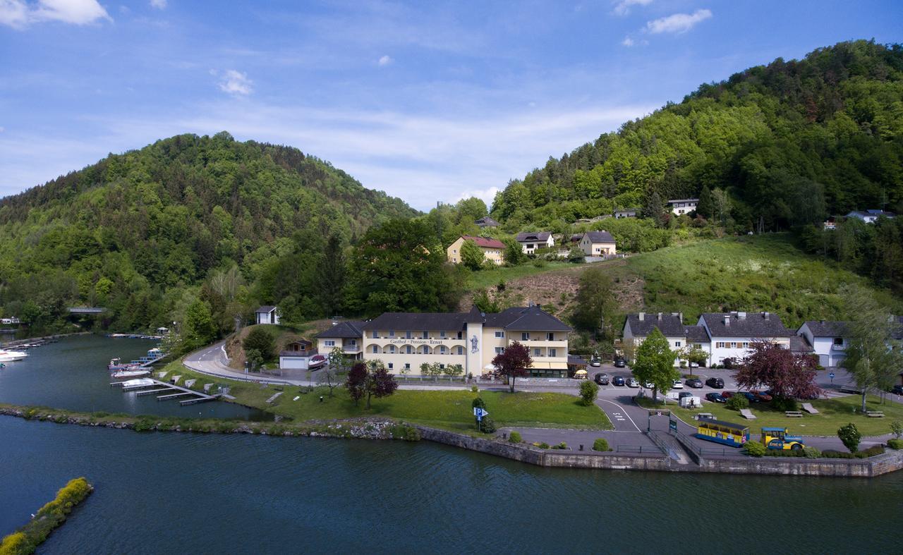 Gasthof - Landhotel Ernst Untermuhl المظهر الخارجي الصورة