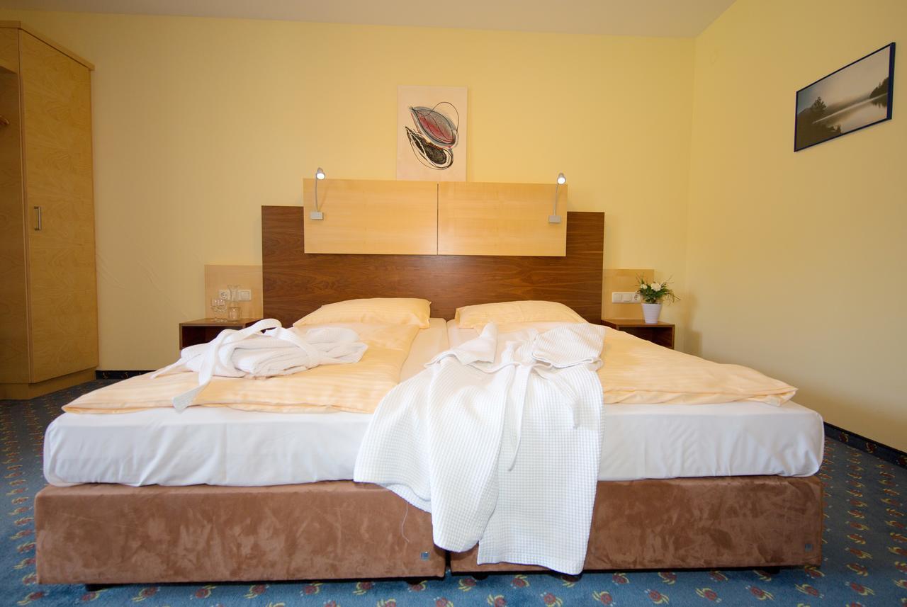 Gasthof - Landhotel Ernst Untermuhl المظهر الخارجي الصورة